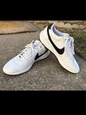 Nike women’s golf shoes